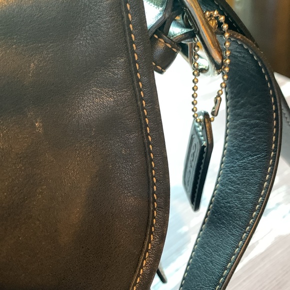 Beautiful Coach Crossbody Shoulder Bag ❤️ rich buttery smooth leather - Picture 3 of 6